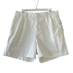 NWT GAP Women's Size 14 Ivory Cream Pleated Front Zip Back Elastic Denim Shorts